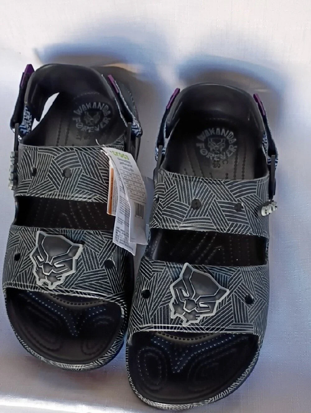 CROCS Men's Marvel Black & Gray Black Panther Graphic Sport Sandals Size 13 - Picture 6 of 9